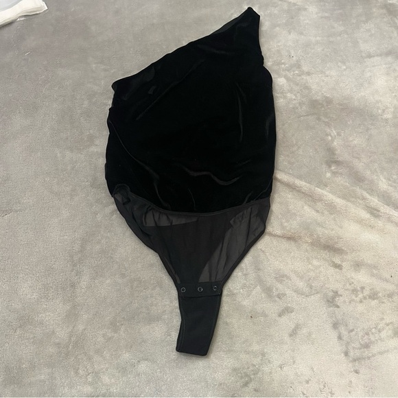 New! Undress Code Black Reach For The Stars Bodysuit 3121 - Picture 3 of 11